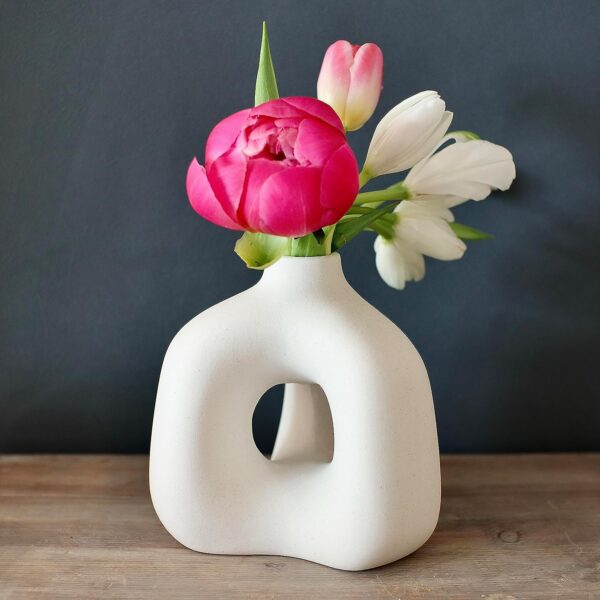 Carrot's Den 6" White Ceramic Vase for Modern Minimalist Home Decor - Image 6